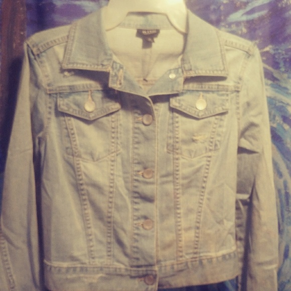 a.n.a Jackets & Blazers - NWT a.n.a Brand XS Distressed Jean Jacket